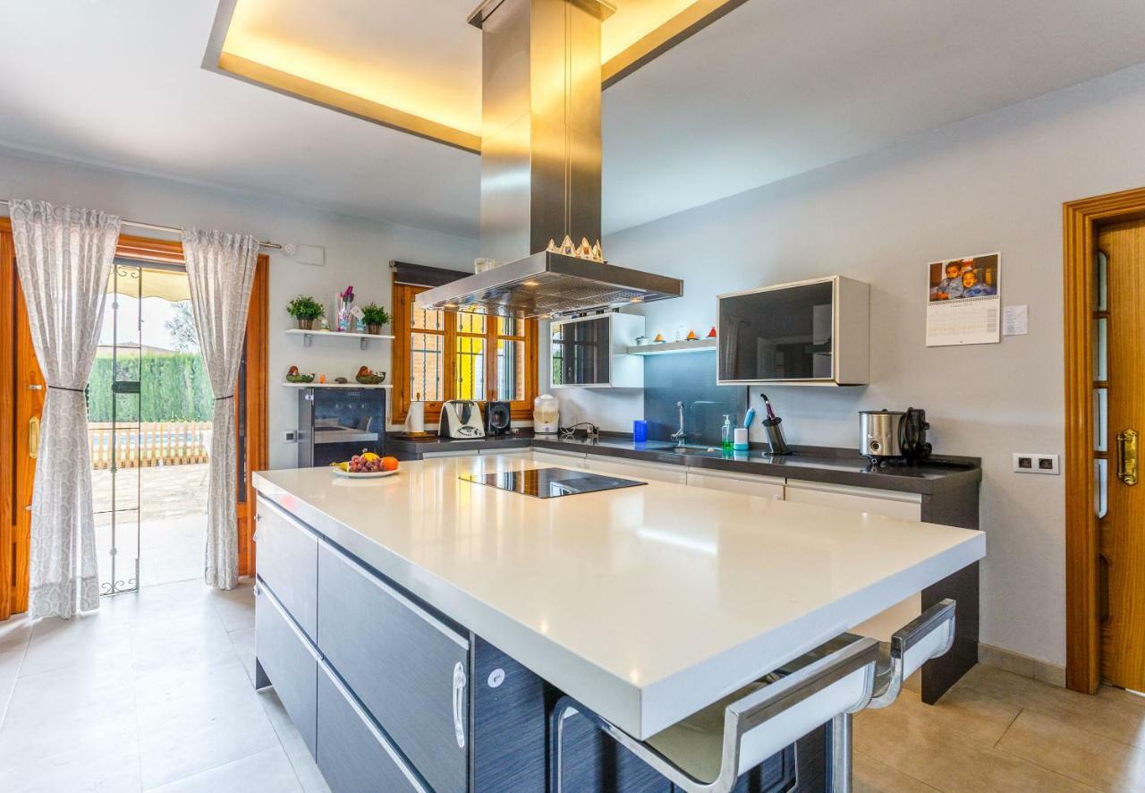 Divi Apartments Villa Reyes Майрена дел Алхарафе Екстериор снимка