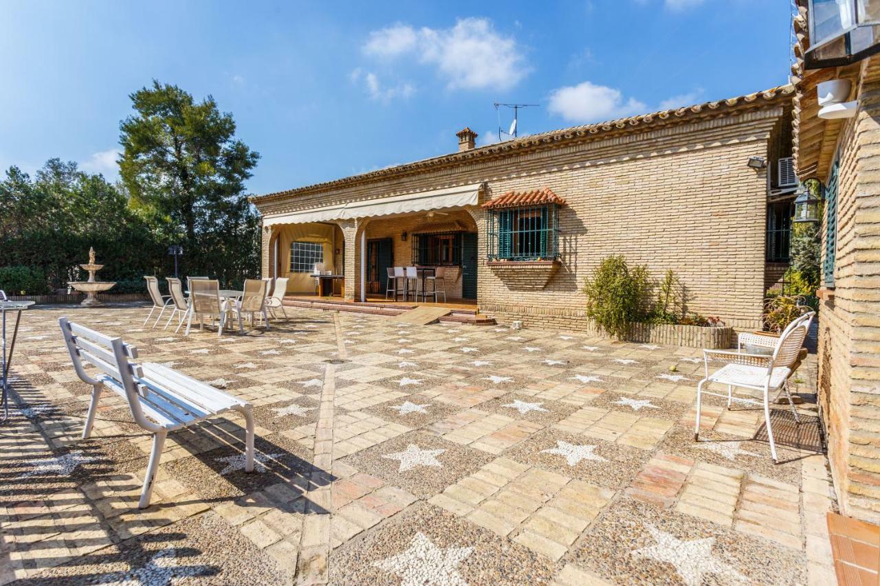 Divi Apartments Villa Reyes Майрена дел Алхарафе Екстериор снимка