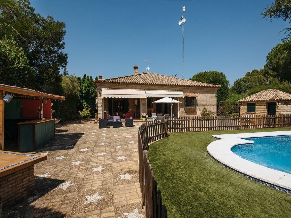Divi Apartments Villa Reyes Майрена дел Алхарафе Екстериор снимка